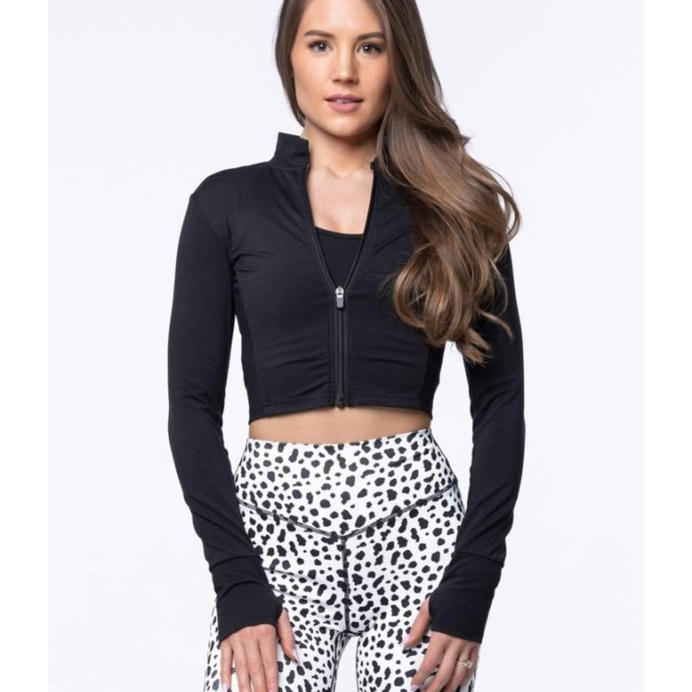 Elevate Cropped Zip- Dire Wolf